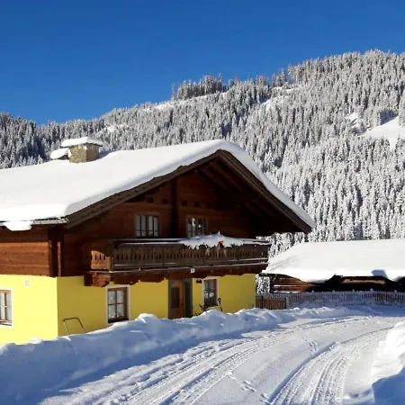 Haus Durchegg Holiday home Wagrain